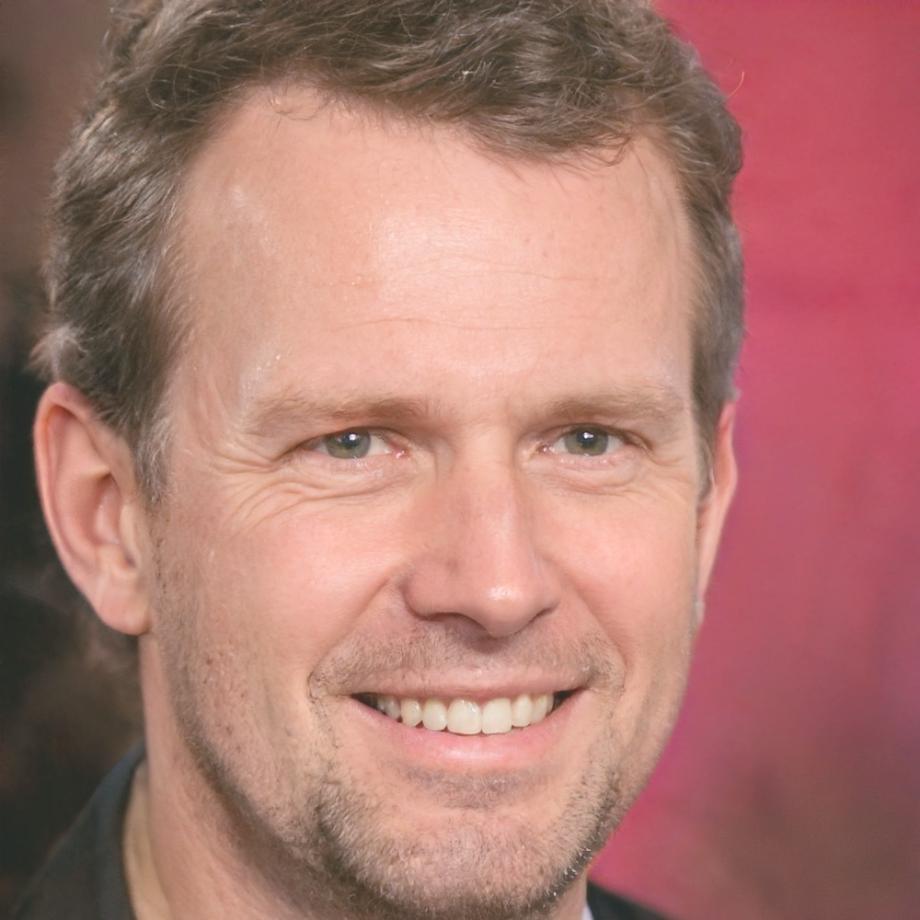 Instructor portrait - experienced team coordination specialist